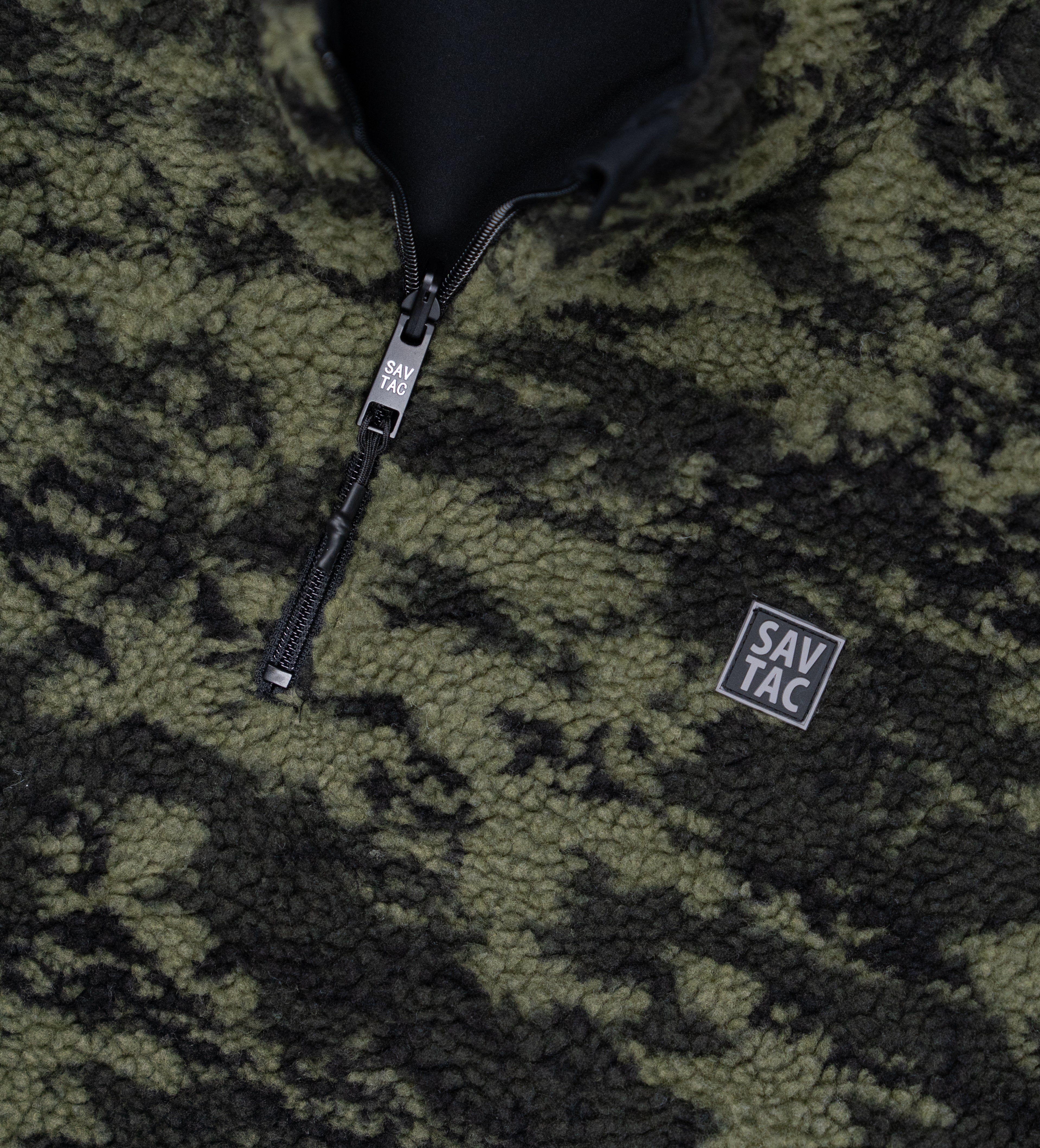 Switchback Reversible Sherpa Pull-over - Image 7
